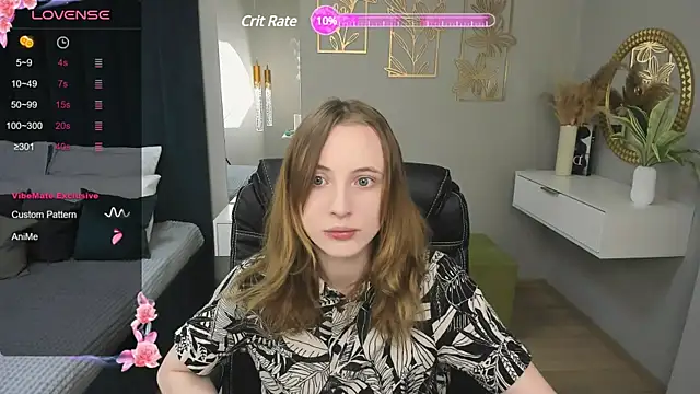 Snapshot of Cowell_Adelina chatting on February 4, 2025, 2:43 pm Cowell Adelina online show from February 4, 2025, 2:43 pm