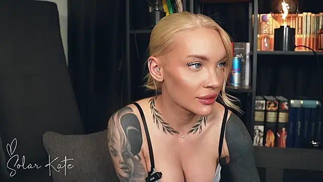 Snapshot of solarkate chatting on September 30, 2025, 3:17 pm solarkate online show from September 30, 2025, 3:17 pm