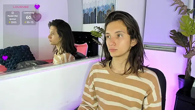 Feniix   online show from January 18, 2025, 3:20 am