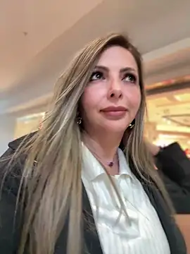  Abril-Office1 online show from January 7, 2026, 6:10 pm