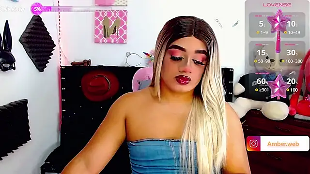Snapshot of Amber_bigcock22 chatting on February 25, 2025, 11:19 am Amber bigcock22 online show from February 25, 2025, 11:19 am