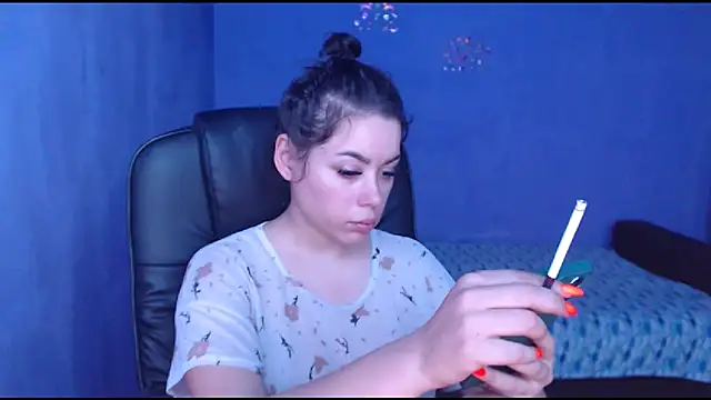 LovelyJulliette online show from January 28, 2025, 1:27 pm