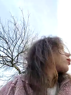 LovelyJulliette online show from January 29, 2025, 2:53 pm