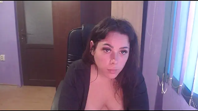 LovelyJulliette online show from February 2, 2025, 1:19 pm