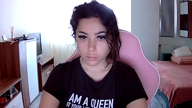 Snapshot of LovelyJulliette chatting on September 27, 2025, 10:20 am LovelyJulliette online show from September 27, 2025, 10:20 am