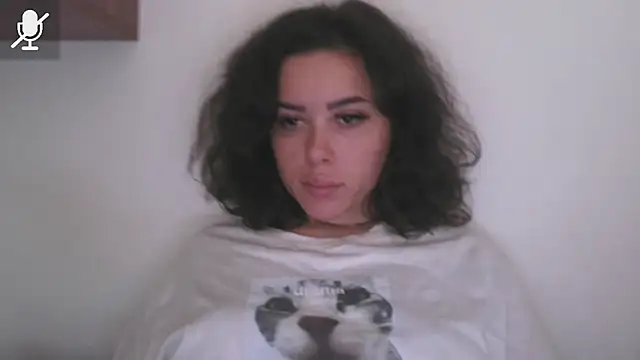 Snapshot of LovelyJulliette chatting on November 9, 2025, 10:57 am LovelyJulliette online show from November 9, 2025, 10:57 am