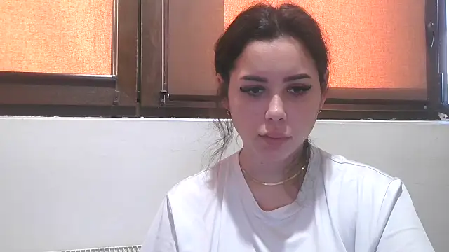 Snapshot of LovelyJulliette chatting on January 17, 2026, 12:43 pm LovelyJulliette online show from January 17, 2026, 12:43 pm