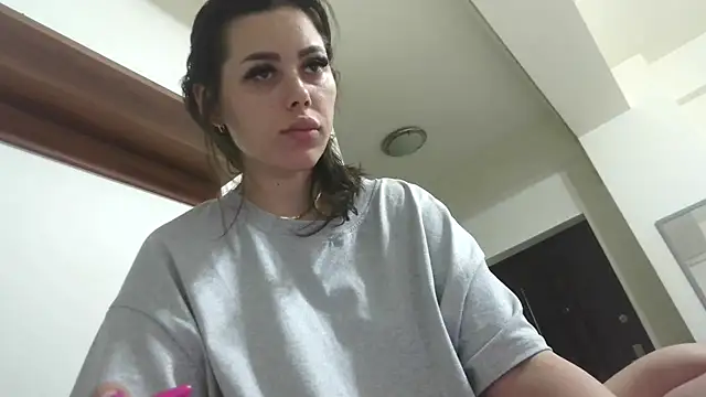 Snapshot of LovelyJulliette chatting on March 7, 2026, 6:49 pm LovelyJulliette online show from March 7, 2026, 6:49 pm