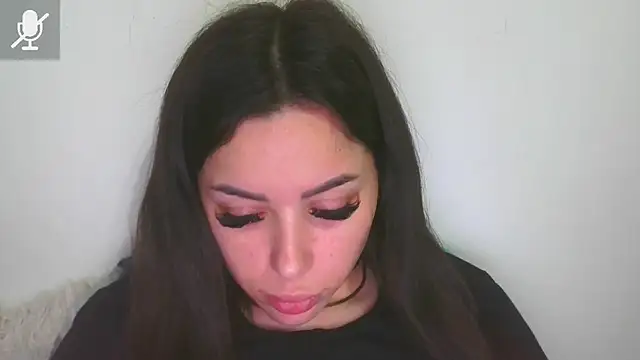 Snapshot of LovelyJulliette chatting on March 31, 2026, 8:09 pm LovelyJulliette online show from March 31, 2026, 8:09 pm