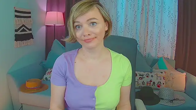 NandiSmile online show from February 27, 2025, 11:52 am