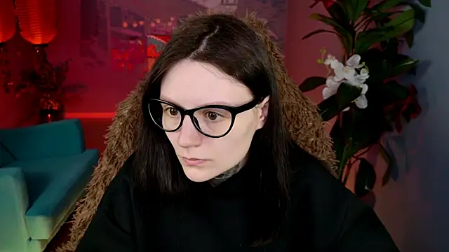 Snapshot of VeliraBraitberg chatting on April 26, 2026, 6:33 am VeliraBraitberg online show from April 26, 2026, 6:33 am
