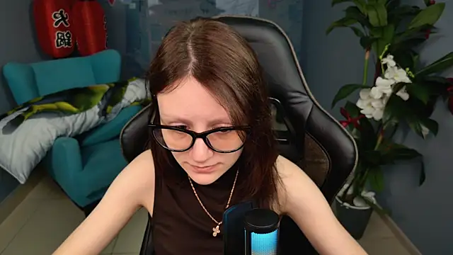 Snapshot of VeliraBraitberg chatting on July 22, 2026, 6:05 am VeliraBraitberg online show from July 22, 2026, 6:05 am