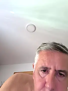 fransexdol online show from October 21, 2025, 1:23 pm