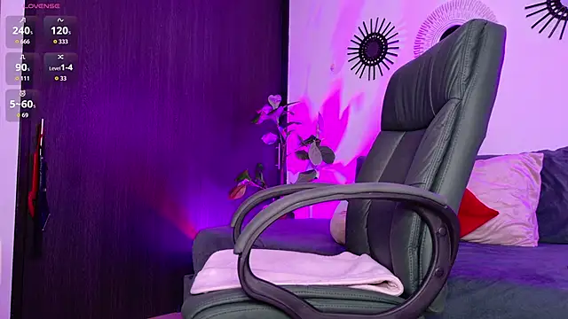 Snapshot of SexyCharlize08 chatting on October 16, 2025, 12:22 am SexyCharlize08 online show from October 16, 2025, 12:22 am