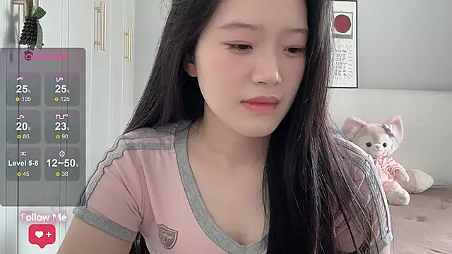 rose-u online show from June 20, 2026, 1:09 am