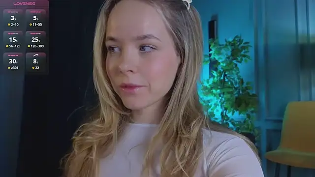 Snapshot of milly_shy chatting on January 30, 2025, 6:46 am milly shy online show from January 30, 2025, 6:46 am