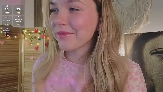 Snapshot of milly_shy chatting on February 10, 2025, 7:04 am milly shy online show from February 10, 2025, 7:04 am