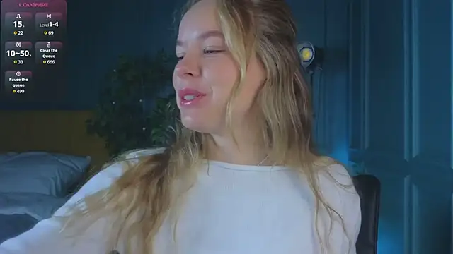 Snapshot of milly_shy chatting on September 26, 2025, 6:39 am milly shy online show from September 26, 2025, 6:39 am