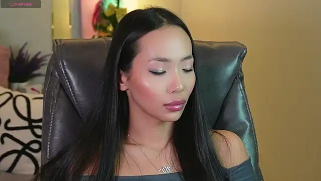 Snapshot of _MIURA_ chatting on January 7, 2025, 7:20 am MIURA online show from January 7, 2025, 7:20 am