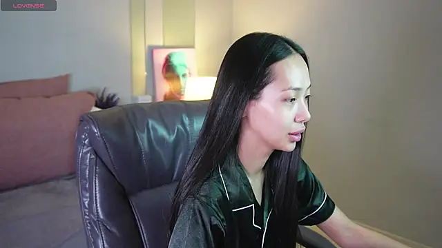 Snapshot of _MIURA_ chatting on February 6, 2025, 1:16 am MIURA online show from February 6, 2025, 1:16 am