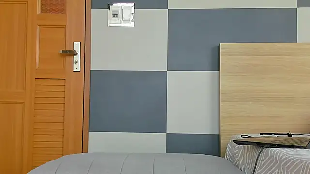 Kiera Thomas online show from January 12, 2026, 5:12 am