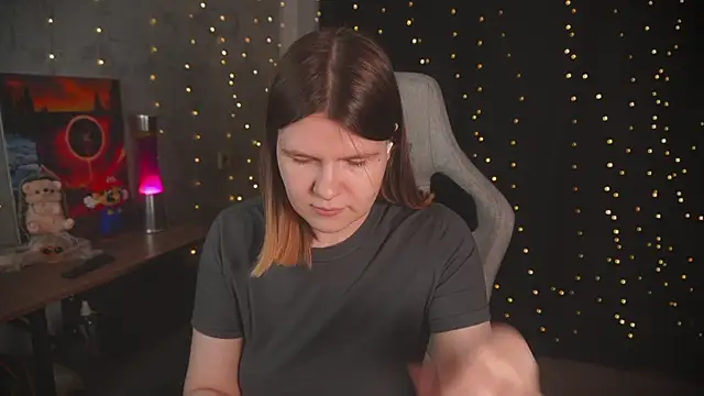 Snapshot of cuteamberlyyy chatting on November 3, 2025, 3:52 am cuteamberlyyy online show from November 3, 2025, 3:52 am