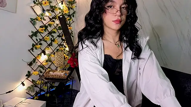 Snapshot of jeimy_garcia chatting on March 5, 2026, 12:12 pm jeimy garcia online show from March 5, 2026, 12:12 pm