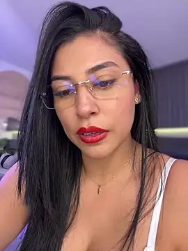 Sol Miller online show from December 10, 2024, 7:00 pm