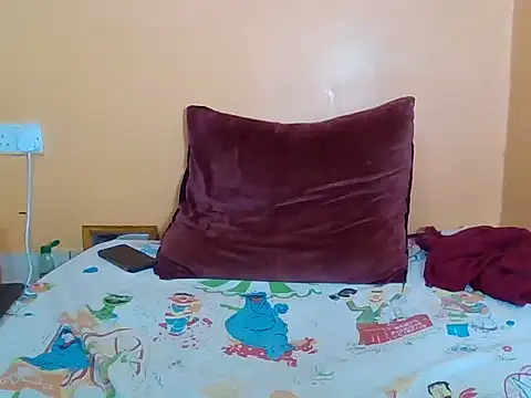 Prettyblackgal online show from February 14, 2025, 4:37 am