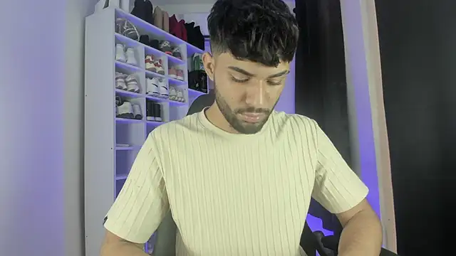 Alex BigDickkk online show from October 24, 2025, 8:27 pm