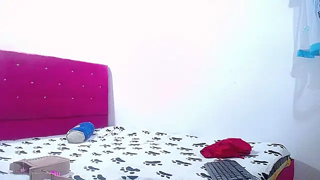 Snapshot of candy_dustano691 chatting on June 13, 2026, 9:57 pm candy dustano691 online show from June 13, 2026, 9:57 pm
