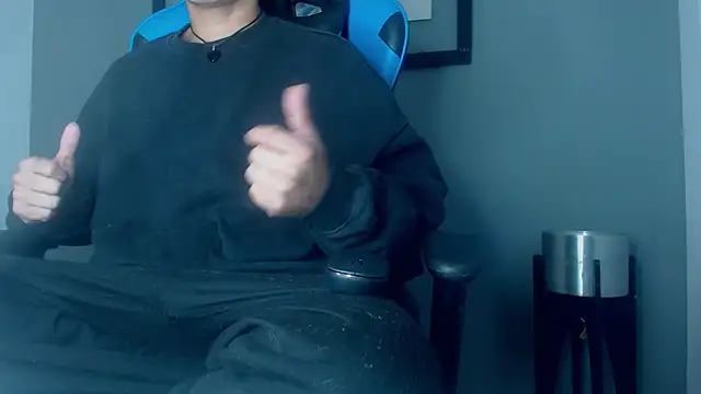 Snapshot of Mistress_dominick chatting on January 15, 2026, 2:38 am Mistress dominick online show from January 15, 2026, 2:38 am