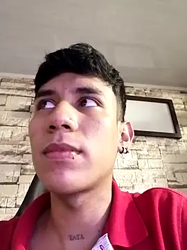 Snapshot of Levin_Hikaru chatting on March 4, 2025, 5:32 am Levin Hikaru online show from March 4, 2025, 5:32 am