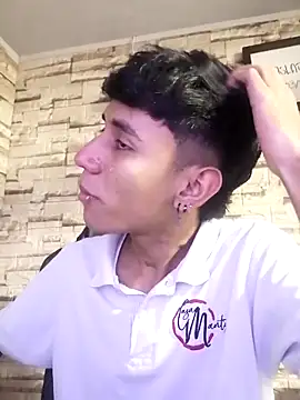 Snapshot of Levin_Hikaru chatting on March 22, 2025, 6:00 am Levin Hikaru online show from March 22, 2025, 6:00 am