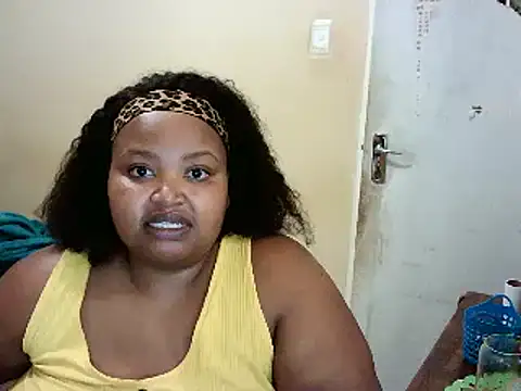 Snapshot of HOTBIGMELONSxx chatting on January 17, 2025, 7:38 pm HOTBIGMELONSxx online show from January 17, 2025, 7:38 pm