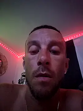 Snapshot of Twin2222 chatting on October 8, 2025, 1:03 am Twin2222 online show from October 8, 2025, 1:03 am