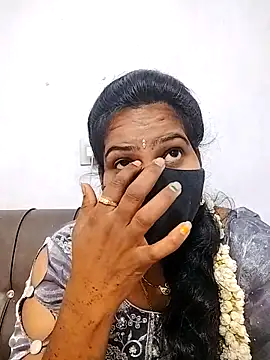 melina214 online show from March 5, 2026, 4:19 am