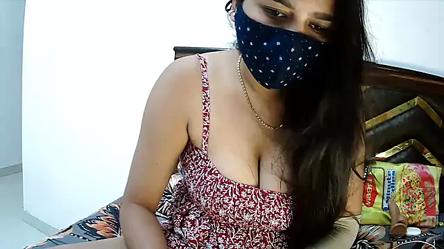 Snapshot of Gloie4u chatting on September 23, 2025, 8:06 am Gloie4u online show from September 23, 2025, 8:06 am