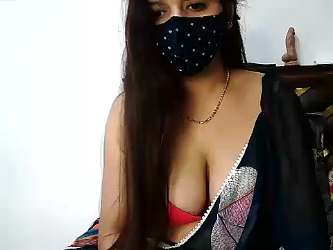 Gloie4u online show from December 20, 2025, 11:50 am