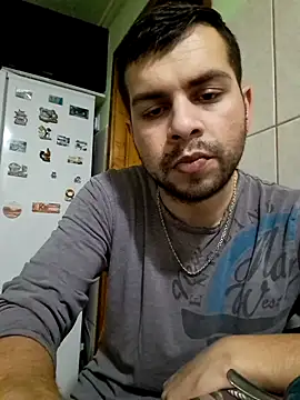 Snapshot of hornny1995 chatting on January 31, 2025, 9:16 pm hornny1995 online show from January 31, 2025, 9:16 pm