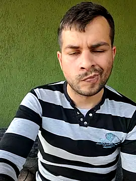 hornny1995 online show from May 24, 2026, 1:38 pm