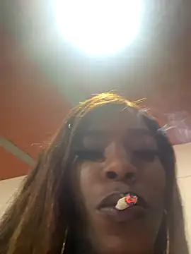 Snapshot of Richchocolatesweet_ chatting on November 12, 2025, 3:23 pm Richchocolatesweet online show from November 12, 2025, 3:23 pm