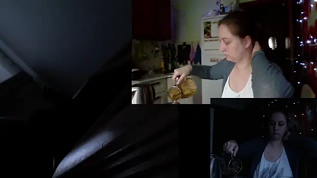 Snapshot of Sakura_Green chatting on October 21, 2025, 5:08 am Sakura Green online show from October 21, 2025, 5:08 am