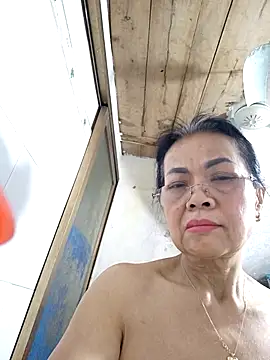 Hotestlove online show from February 20, 2025, 1:36 am
