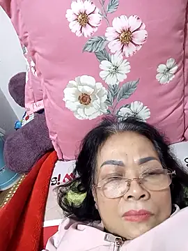 Hotestlove online show from February 26, 2025, 10:09 pm