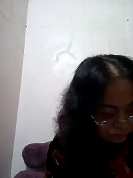 Hotestlove online show from March 6, 2025, 10:15 pm