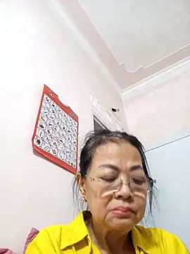 Snapshot of Hotestlove chatting on September 26, 2025, 1:37 pm Hotestlove online show from September 26, 2025, 1:37 pm