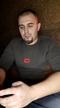 Foxyshaved online show from February 10, 2025, 1:55 pm