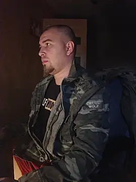 Foxyshaved online show from October 8, 2025, 4:21 am