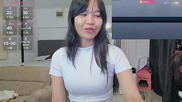 Snapshot of Kana_G chatting on January 17, 2025, 11:27 am Kana G online show from January 17, 2025, 11:27 am